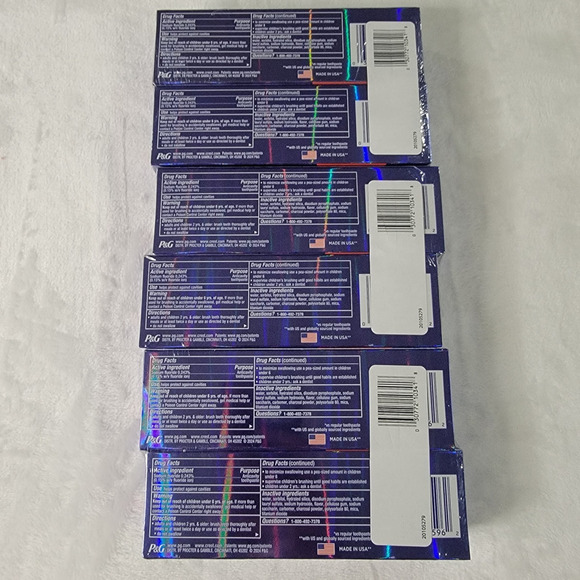 6x Crest 3D White Advanced Charcoal Toothpaste Remove Up To 90% Stain 2.4oz - Picture 3 of 4